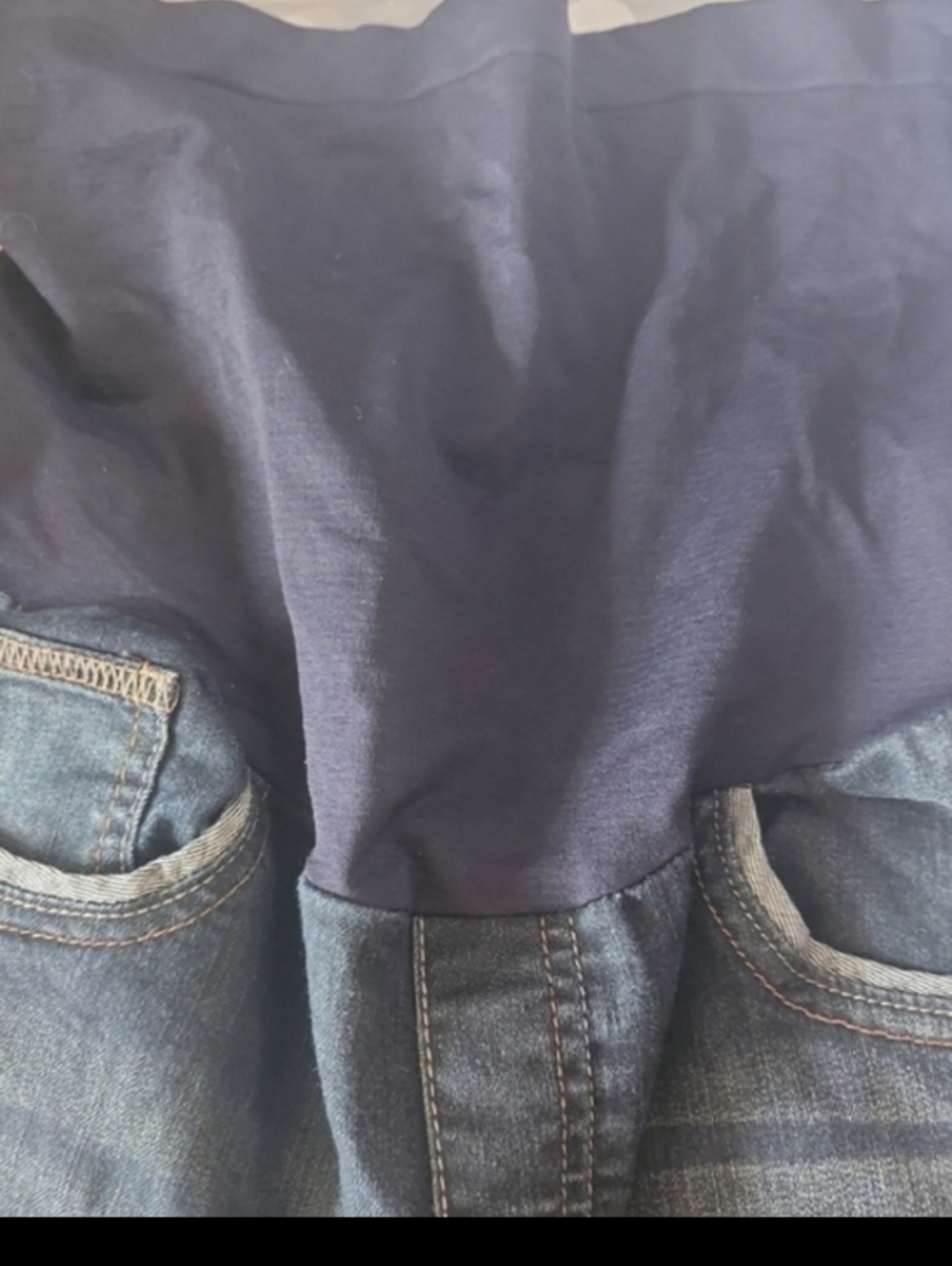 Bella Vida Maternity Jeans Size Large - Picture 4 of 4